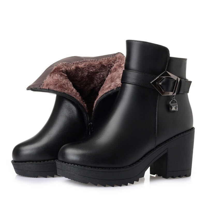 Botas femininas de tornozelo novas de couro genuíno femininas botas de inverno tendência quente de lã feminina botas de salto alto botas de neve