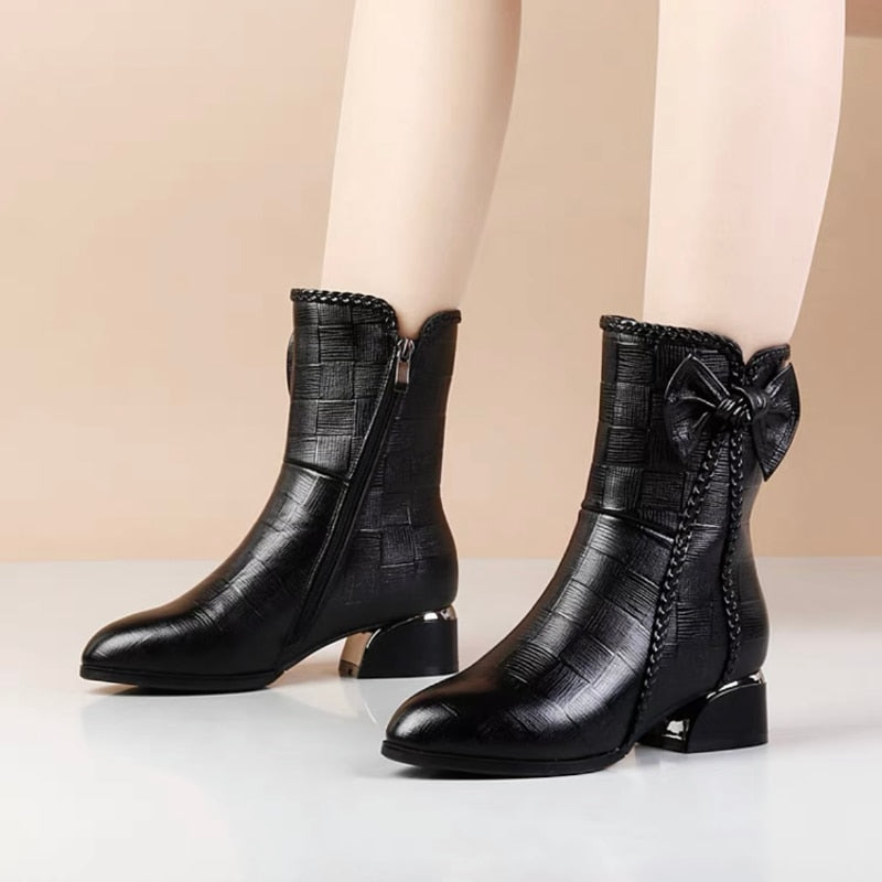 Botas femininas cabeça de couro ponta grossa salto grosso botas curtas novo inverno couro moda