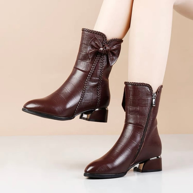 Botas femininas cabeça de couro ponta grossa salto grosso botas curtas novo inverno couro moda