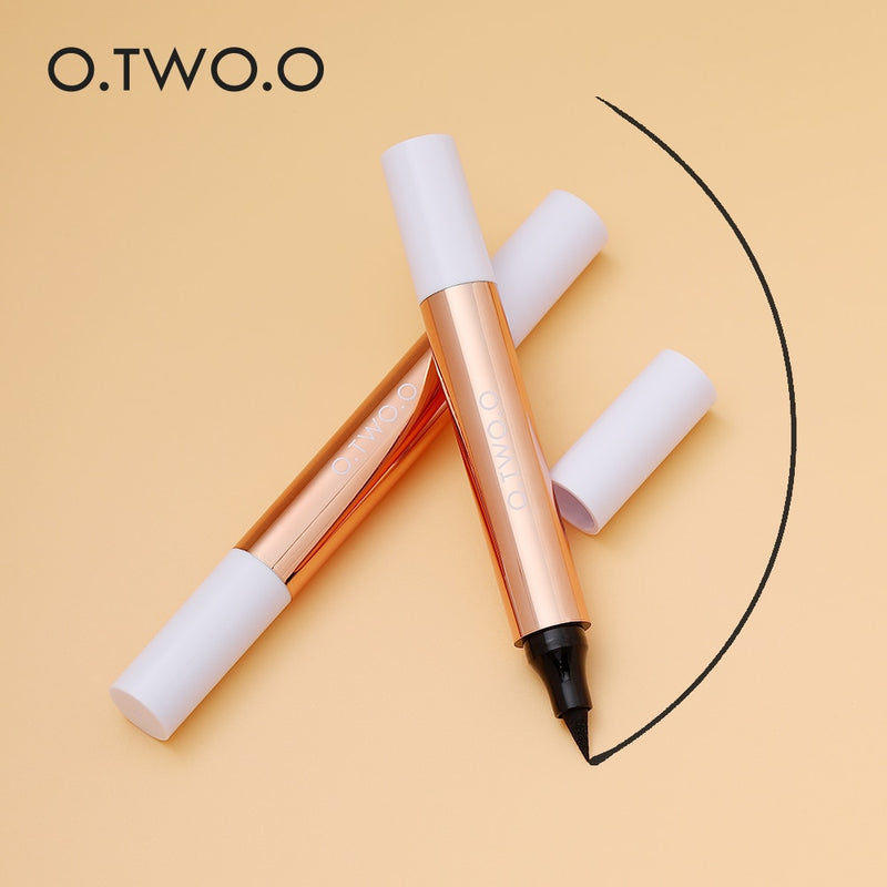 O.TWO.O Eyeliner Stamp Caneta Delineador Líquido Preto À Prova D'Água Seco Rápido Lápis Delineador de Olhos de Ponta dupla para Cosméticos Femininos