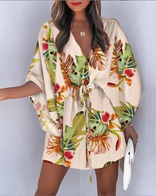 Vestido Boho de Verão Feminino Casual Estampado Flora Manga Batwing Vestido com Cadarço Sexy Decote em V Solto Senhoras Praia Minivestido Vestido