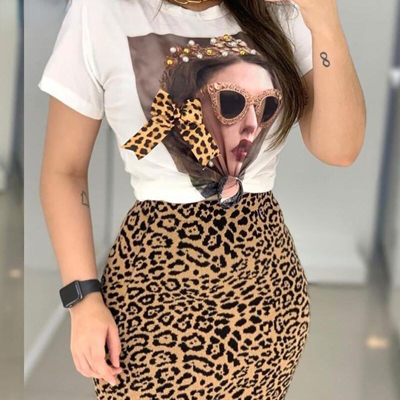 Conjunto feminino fashion com estampa de leopardo para escritório